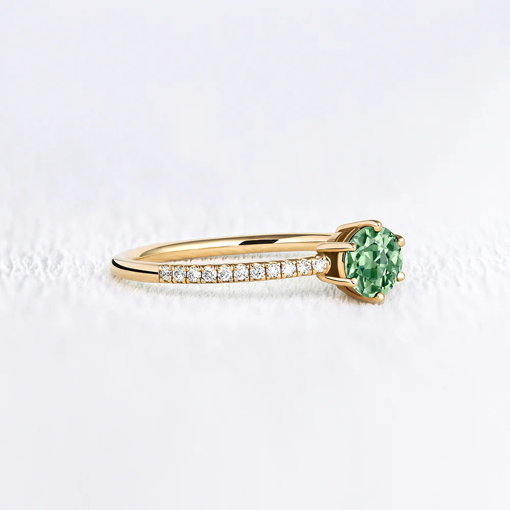 Round Green Lab Sapphire with Pavè Band
