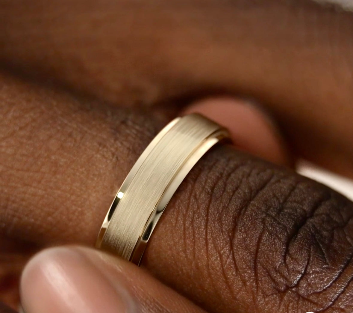 Stepped Edge Band